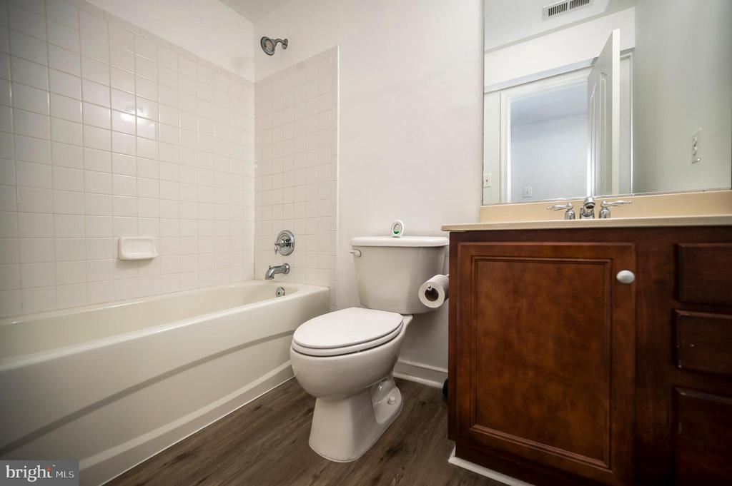 11917 BIG BEN BLVD, FREDERICKSBURG, Virginia 22407, 4 Bedrooms Bedrooms, ,3 BathroomsBathrooms,Residential,11917 BIG BEN BLVD,VASP2035274 MLS # VASP2035274