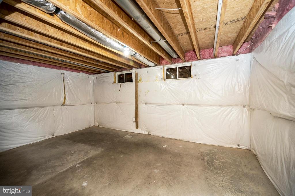 11917 BIG BEN BLVD, FREDERICKSBURG, Virginia 22407, 4 Bedrooms Bedrooms, ,3 BathroomsBathrooms,Residential,11917 BIG BEN BLVD,VASP2035274 MLS # VASP2035274