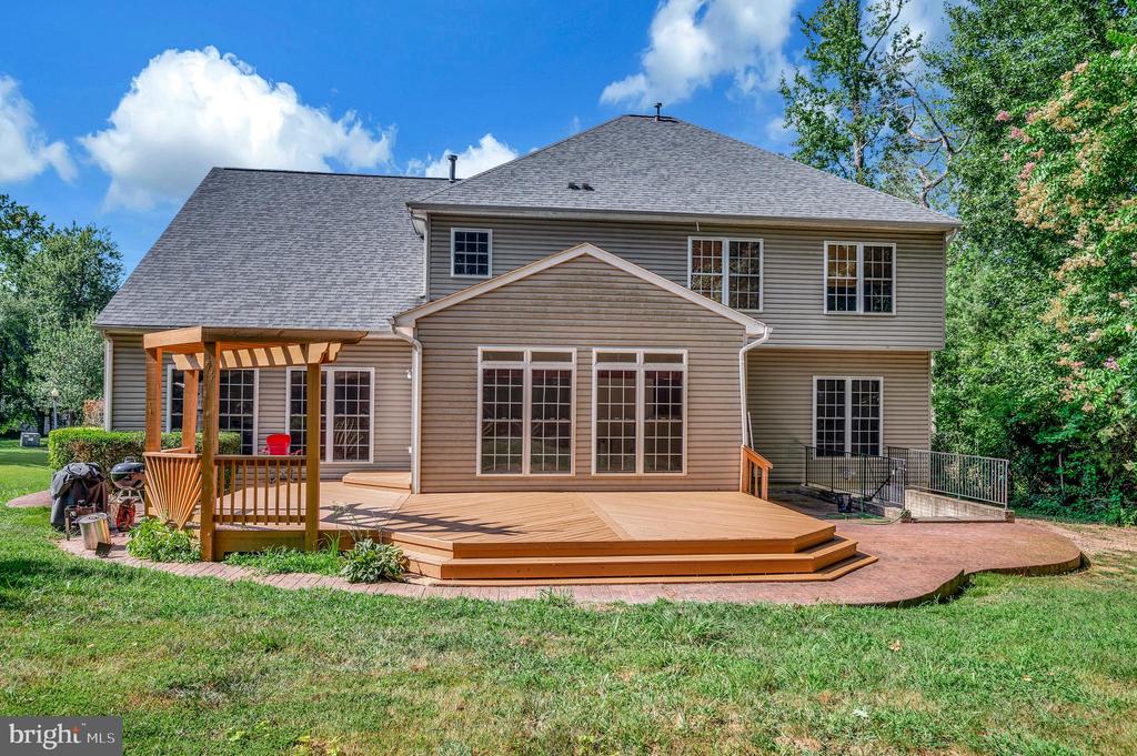 11917 BIG BEN BLVD, FREDERICKSBURG, Virginia 22407, 4 Bedrooms Bedrooms, ,3 BathroomsBathrooms,Residential,11917 BIG BEN BLVD,VASP2035274 MLS # VASP2035274