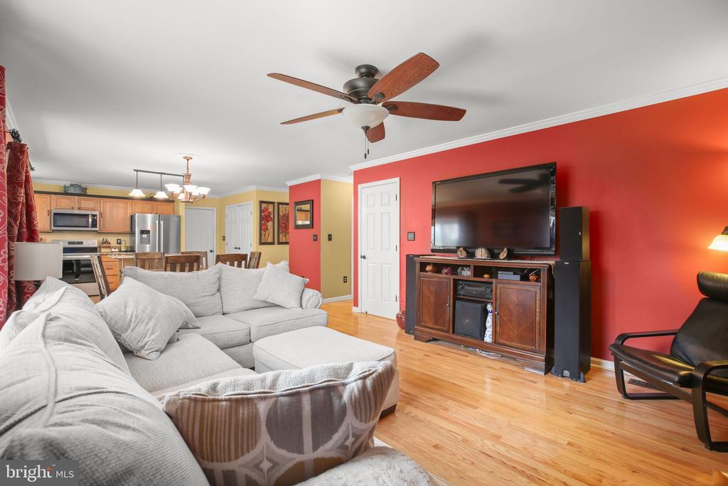 6004 N DANFORD ST, FREDERICKSBURG, Virginia 22407, 5 Bedrooms Bedrooms, ,3 BathroomsBathrooms,Residential,6004 N DANFORD ST,VASP2040028 MLS # VASP2040028