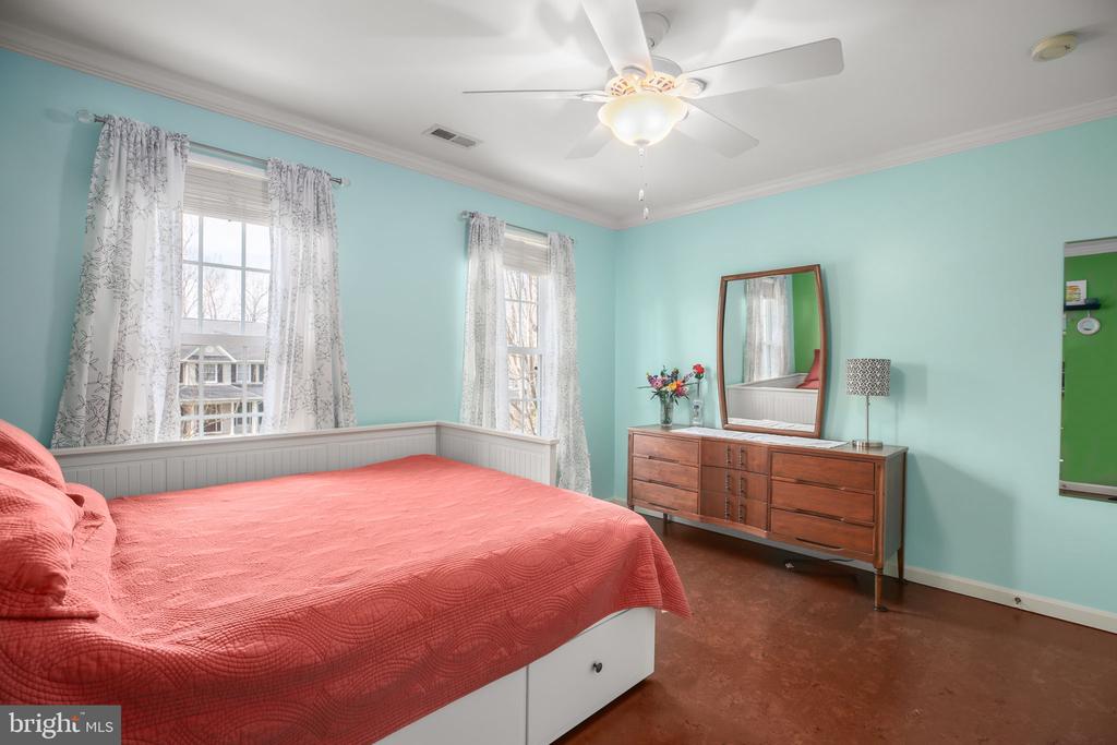 6004 N DANFORD ST, FREDERICKSBURG, Virginia 22407, 5 Bedrooms Bedrooms, ,3 BathroomsBathrooms,Residential,6004 N DANFORD ST,VASP2040028 MLS # VASP2040028