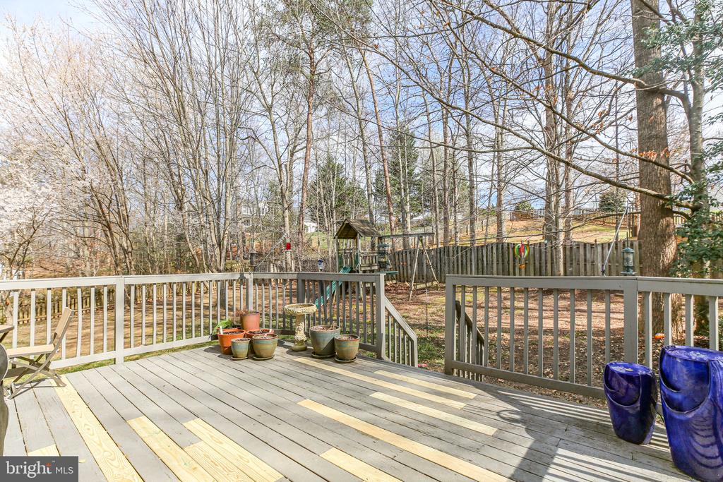 6004 N DANFORD ST, FREDERICKSBURG, Virginia 22407, 5 Bedrooms Bedrooms, ,3 BathroomsBathrooms,Residential,6004 N DANFORD ST,VASP2040028 MLS # VASP2040028