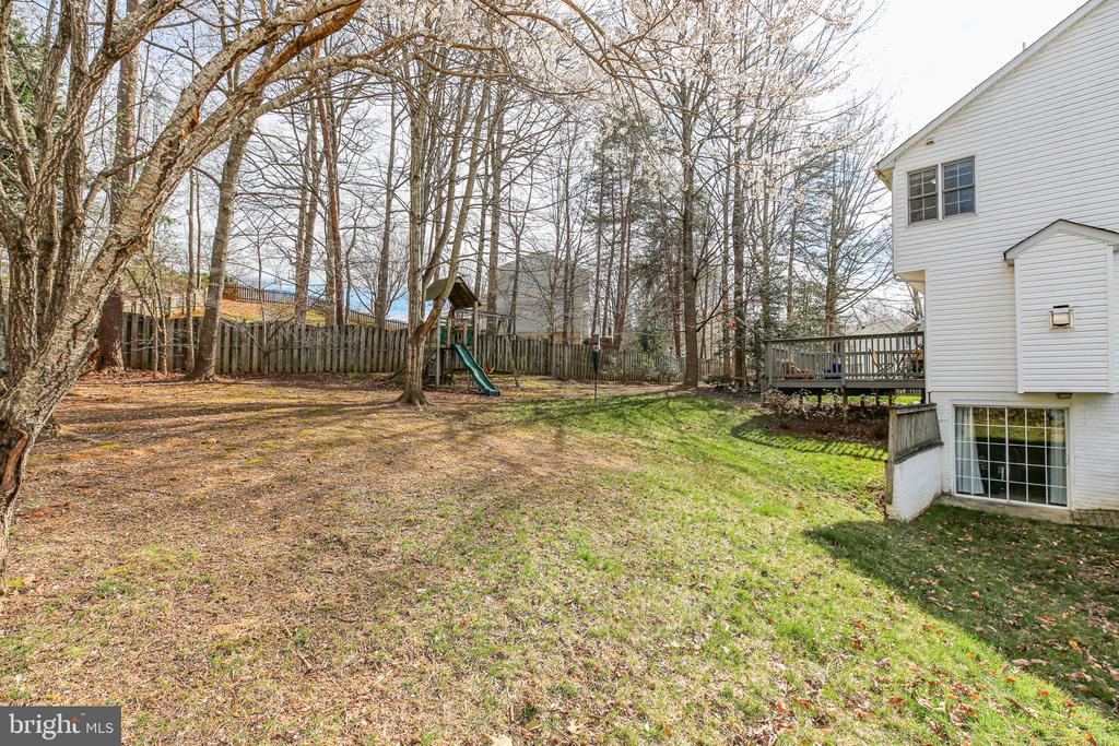 6004 N DANFORD ST, FREDERICKSBURG, Virginia 22407, 5 Bedrooms Bedrooms, ,3 BathroomsBathrooms,Residential,6004 N DANFORD ST,VASP2040028 MLS # VASP2040028