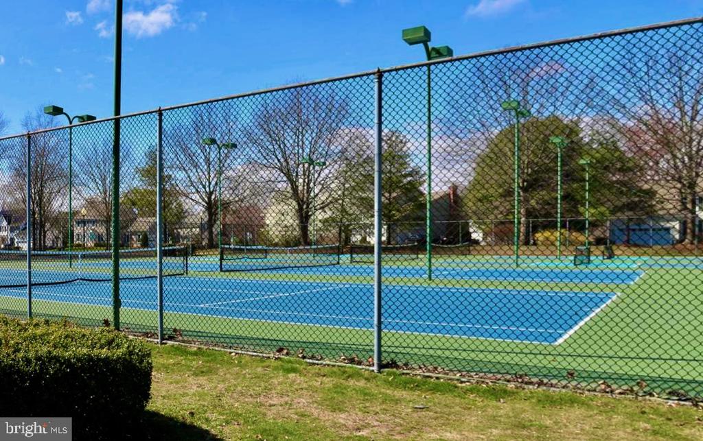 6004 N DANFORD ST, FREDERICKSBURG, Virginia 22407, 5 Bedrooms Bedrooms, ,3 BathroomsBathrooms,Residential,6004 N DANFORD ST,VASP2040028 MLS # VASP2040028