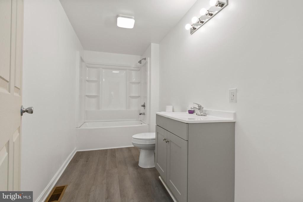 117 HILL ST, FREDERICKSBURG, Virginia 22408, 4 Bedrooms Bedrooms, ,2 BathroomsBathrooms,Residential,117 HILL ST,VASP2040120 MLS # VASP2040120