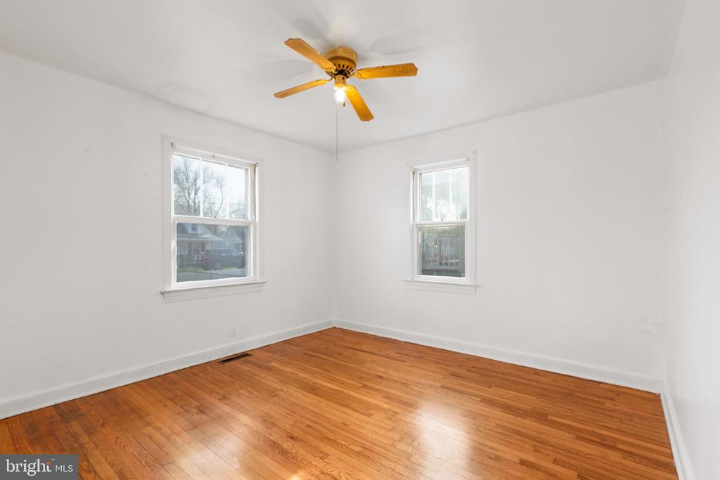 117 HILL ST, FREDERICKSBURG, Virginia 22408, 4 Bedrooms Bedrooms, ,2 BathroomsBathrooms,Residential,117 HILL ST,VASP2040120 MLS # VASP2040120