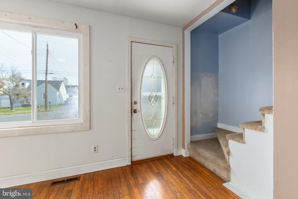 117 HILL ST, FREDERICKSBURG, Virginia 22408, 4 Bedrooms Bedrooms, ,2 BathroomsBathrooms,Residential,117 HILL ST,VASP2040120 MLS # VASP2040120