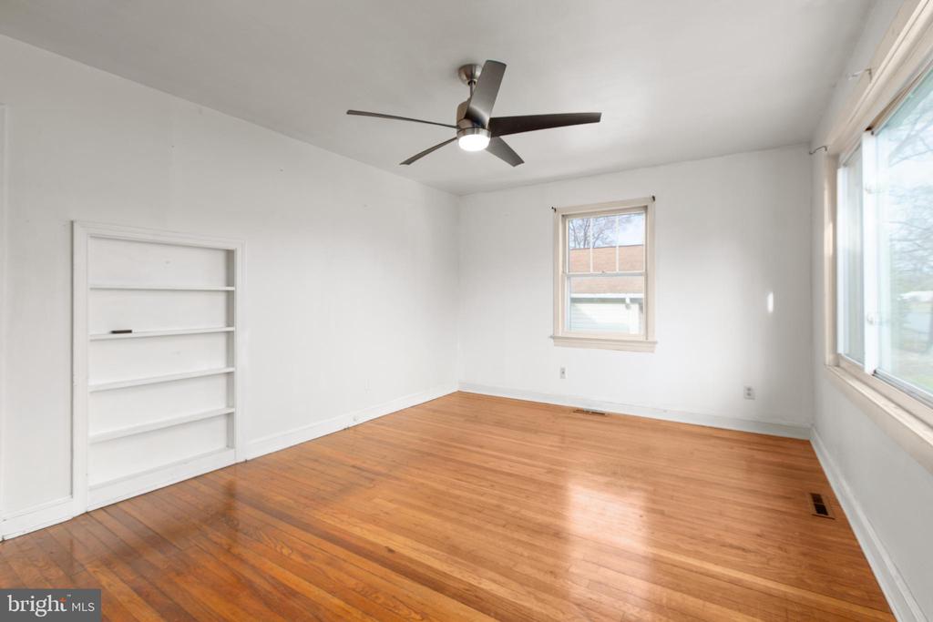 117 HILL ST, FREDERICKSBURG, Virginia 22408, 4 Bedrooms Bedrooms, ,2 BathroomsBathrooms,Residential,117 HILL ST,VASP2040120 MLS # VASP2040120