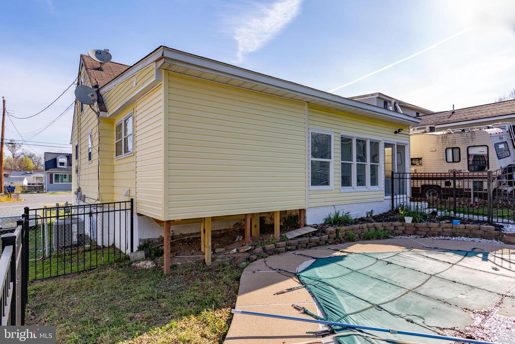 117 HILL ST, FREDERICKSBURG, Virginia 22408, 4 Bedrooms Bedrooms, ,2 BathroomsBathrooms,Residential,117 HILL ST,VASP2040120 MLS # VASP2040120