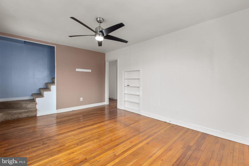 117 HILL ST, FREDERICKSBURG, Virginia 22408, 4 Bedrooms Bedrooms, ,2 BathroomsBathrooms,Residential,117 HILL ST,VASP2040120 MLS # VASP2040120