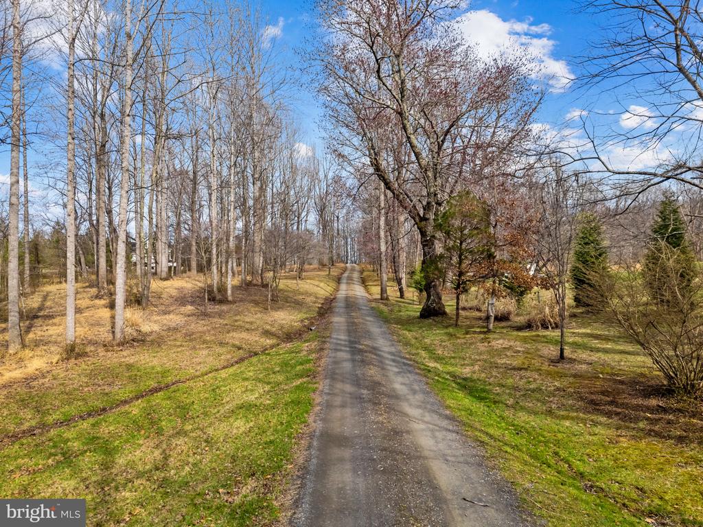 584 S POES RD, AMISSVILLE, Virginia 20106, 3 Bedrooms Bedrooms, ,2 BathroomsBathrooms,Residential,584 S POES RD,VARP2002534 MLS # VARP2002534