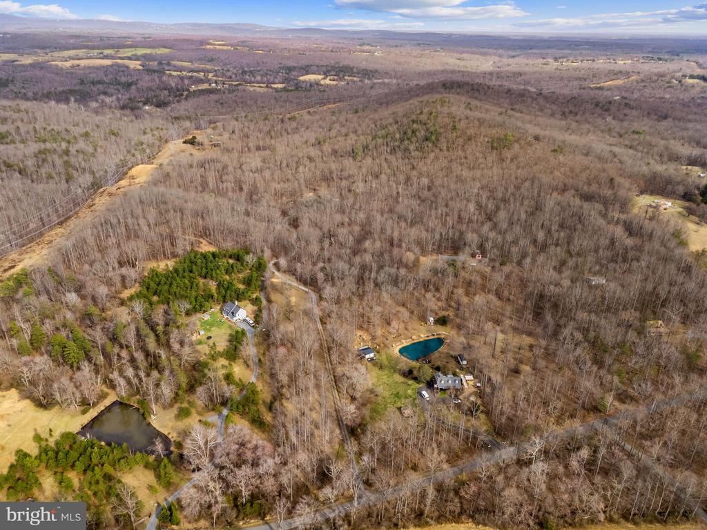 584 S POES RD, AMISSVILLE, Virginia 20106, 3 Bedrooms Bedrooms, ,2 BathroomsBathrooms,Residential,584 S POES RD,VARP2002534 MLS # VARP2002534