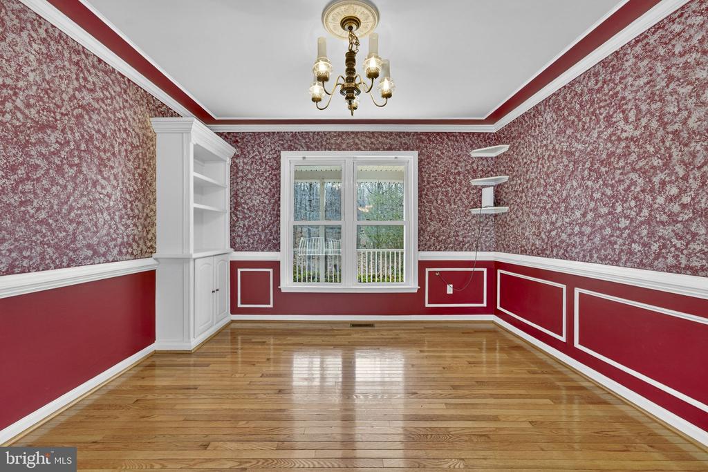 584 S POES RD, AMISSVILLE, Virginia 20106, 3 Bedrooms Bedrooms, ,2 BathroomsBathrooms,Residential,584 S POES RD,VARP2002534 MLS # VARP2002534