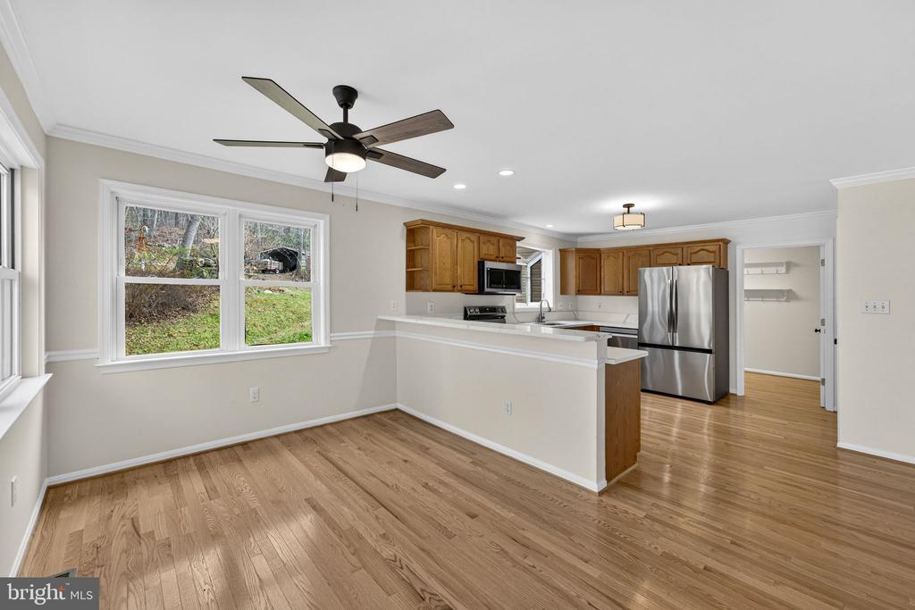 584 S POES RD, AMISSVILLE, Virginia 20106, 3 Bedrooms Bedrooms, ,2 BathroomsBathrooms,Residential,584 S POES RD,VARP2002534 MLS # VARP2002534