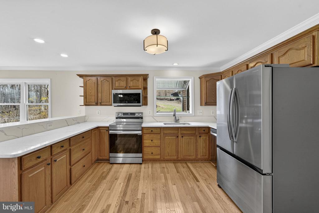 584 S POES RD, AMISSVILLE, Virginia 20106, 3 Bedrooms Bedrooms, ,2 BathroomsBathrooms,Residential,584 S POES RD,VARP2002534 MLS # VARP2002534