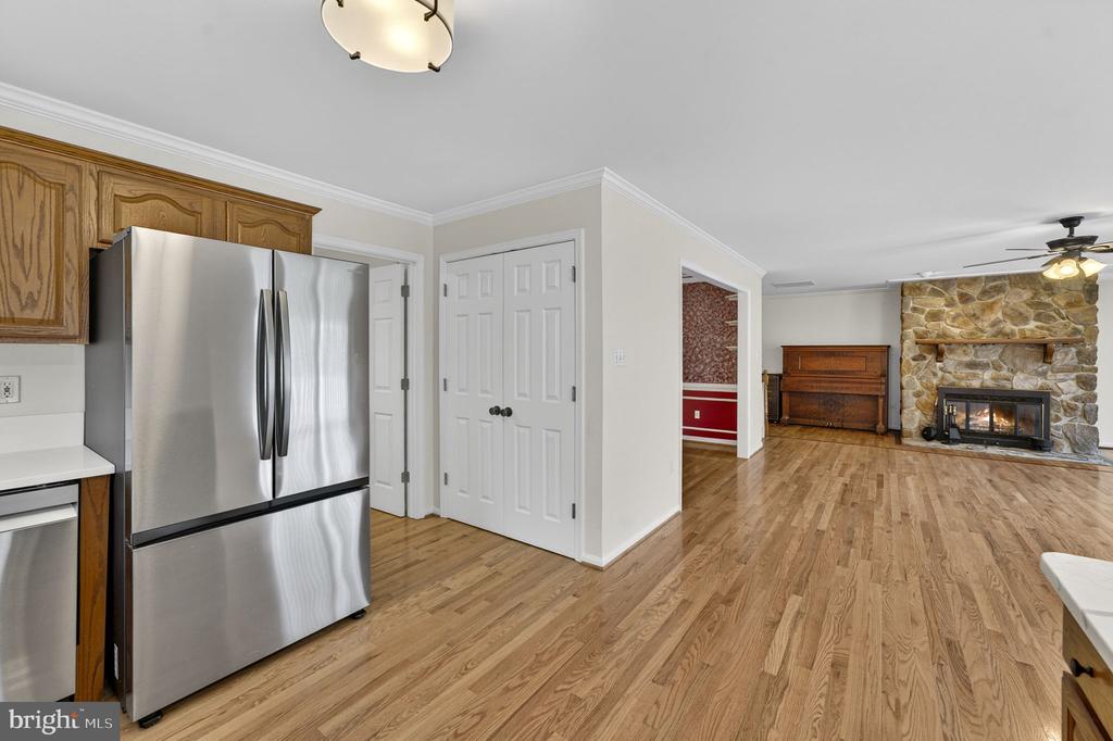 584 S POES RD, AMISSVILLE, Virginia 20106, 3 Bedrooms Bedrooms, ,2 BathroomsBathrooms,Residential,584 S POES RD,VARP2002534 MLS # VARP2002534