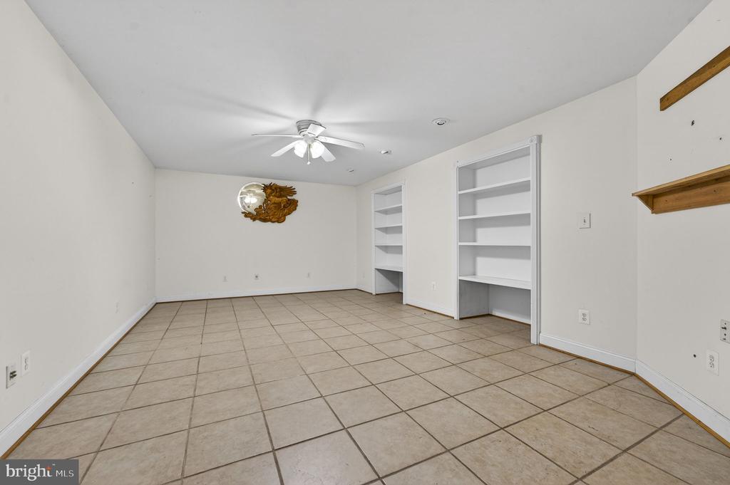 584 S POES RD, AMISSVILLE, Virginia 20106, 3 Bedrooms Bedrooms, ,2 BathroomsBathrooms,Residential,584 S POES RD,VARP2002534 MLS # VARP2002534