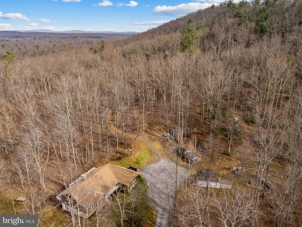 584 S POES RD, AMISSVILLE, Virginia 20106, 3 Bedrooms Bedrooms, ,2 BathroomsBathrooms,Residential,584 S POES RD,VARP2002534 MLS # VARP2002534