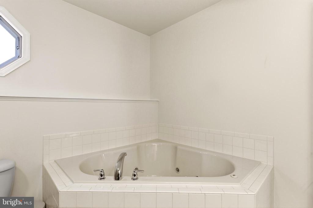 10132 WALLERS RD, PARTLOW, Virginia 22534, 3 Bedrooms Bedrooms, ,2 BathroomsBathrooms,Residential,10132 WALLERS RD,VASP2040244 MLS # VASP2040244 10132 WALLERS RD, PARTLOW, Virginia 22534, 3 Bedrooms Bedrooms, ,2 BathroomsBathrooms,Residential,10132 WALLERS RD,VASP2040244 MLS # VASP2040244