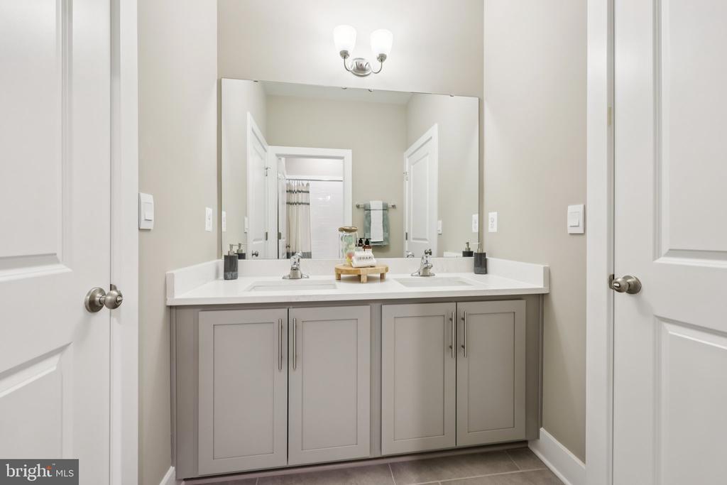 11507 CHALMERS LN, FREDERICKSBURG, Virginia 22407, 5 Bedrooms Bedrooms, ,4 BathroomsBathrooms,Residential,11507 CHALMERS LN,VASP2040252 MLS # VASP2040252