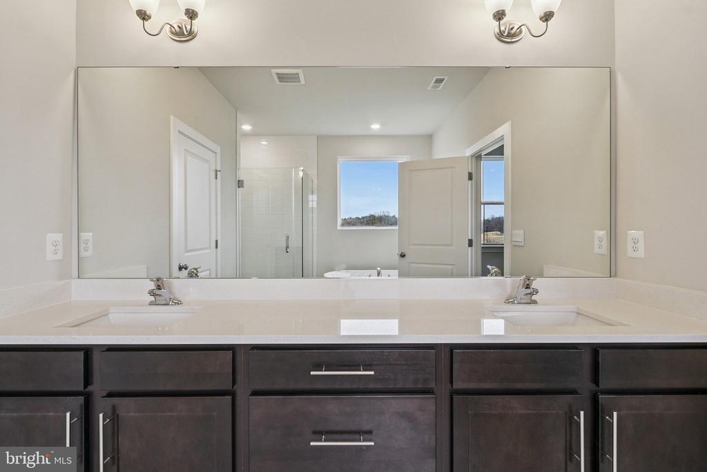 11505 CHALMERS LN, FREDERICKSBURG, Virginia 22407, 5 Bedrooms Bedrooms, ,4 BathroomsBathrooms,Residential,11505 CHALMERS LN,VASP2040254 MLS # VASP2040254