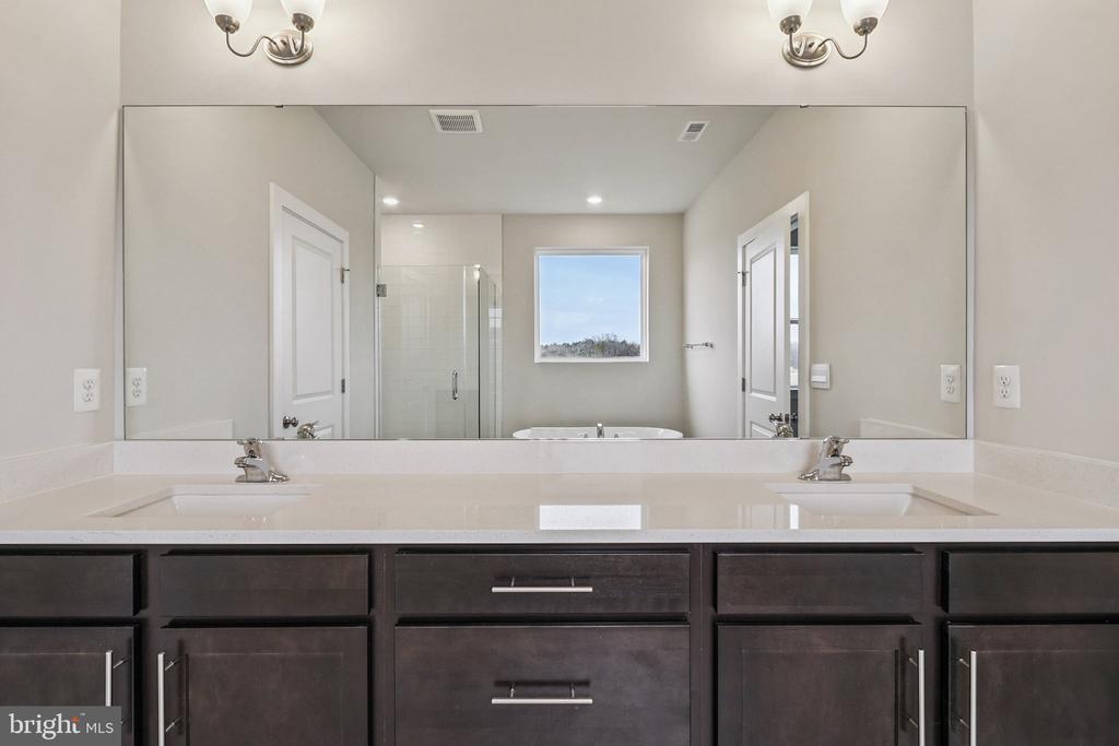 11505 CHALMERS LN, FREDERICKSBURG, Virginia 22407, 5 Bedrooms Bedrooms, ,4 BathroomsBathrooms,Residential,11505 CHALMERS LN,VASP2040254 MLS # VASP2040254