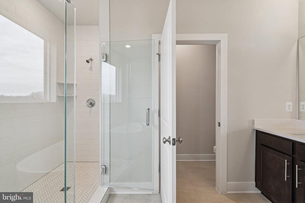 11505 CHALMERS LN, FREDERICKSBURG, Virginia 22407, 5 Bedrooms Bedrooms, ,4 BathroomsBathrooms,Residential,11505 CHALMERS LN,VASP2040254 MLS # VASP2040254