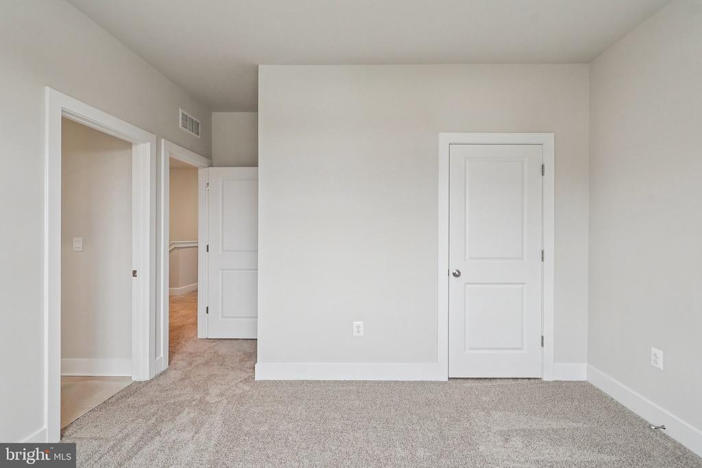 11505 CHALMERS LN, FREDERICKSBURG, Virginia 22407, 5 Bedrooms Bedrooms, ,4 BathroomsBathrooms,Residential,11505 CHALMERS LN,VASP2040254 MLS # VASP2040254