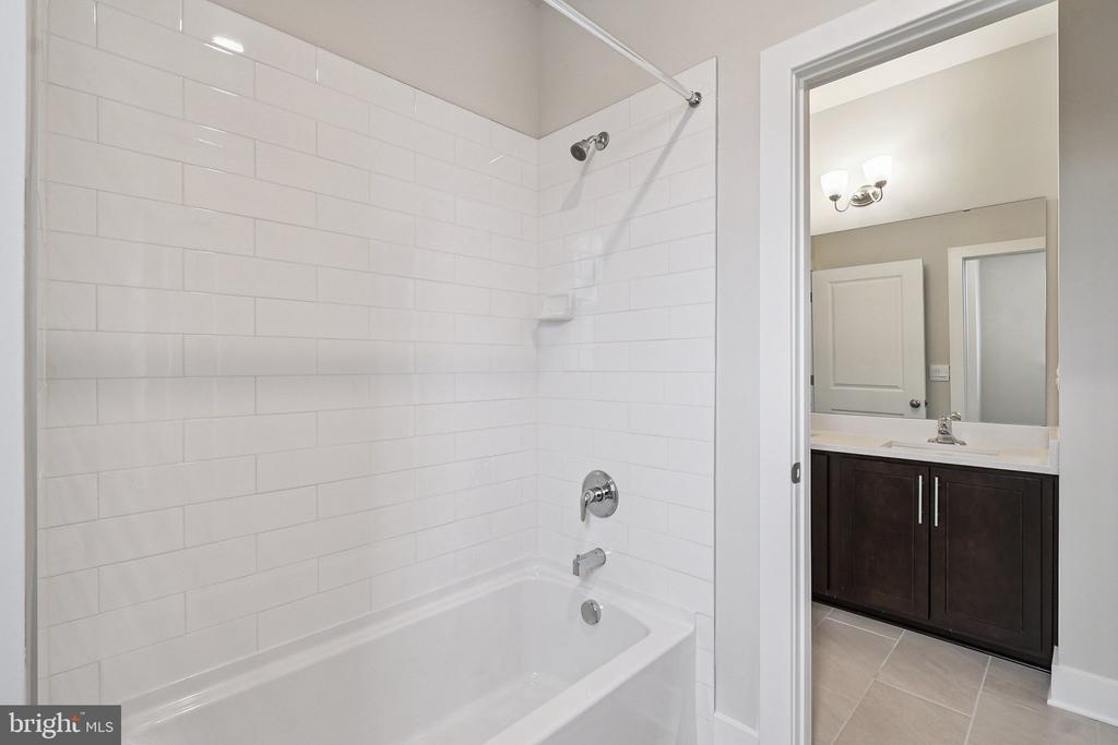 11505 CHALMERS LN, FREDERICKSBURG, Virginia 22407, 5 Bedrooms Bedrooms, ,4 BathroomsBathrooms,Residential,11505 CHALMERS LN,VASP2040254 MLS # VASP2040254