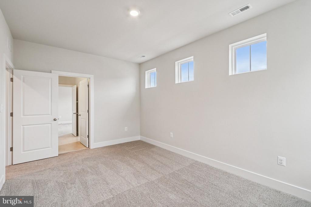 11505 CHALMERS LN, FREDERICKSBURG, Virginia 22407, 5 Bedrooms Bedrooms, ,4 BathroomsBathrooms,Residential,11505 CHALMERS LN,VASP2040254 MLS # VASP2040254