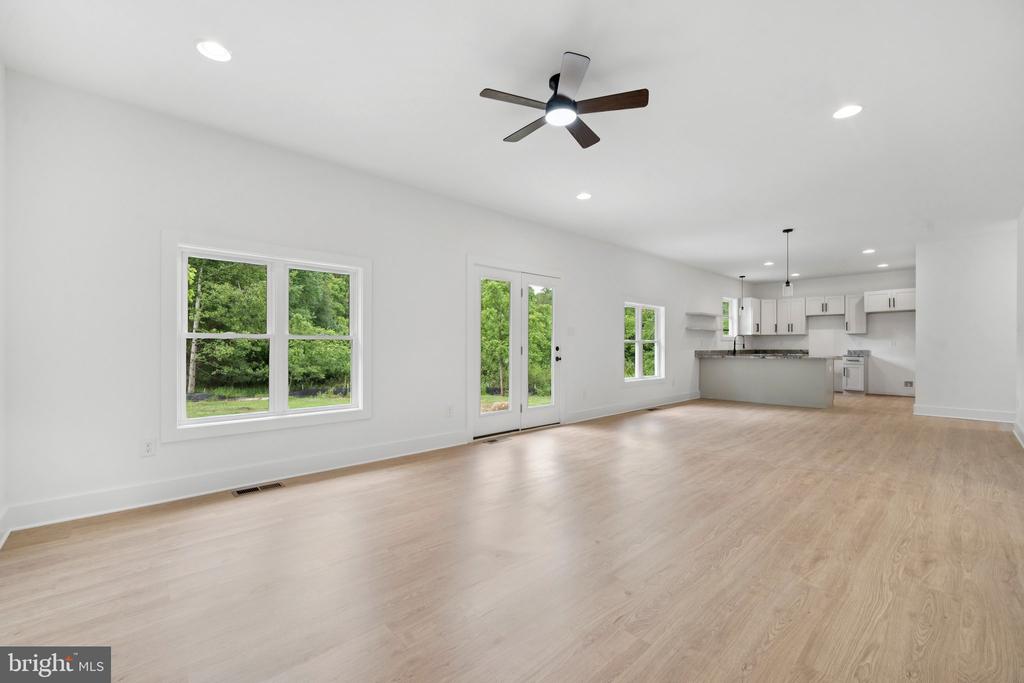 425 PALOMINO DR, LOUISA, Virginia 23093, 3 Bedrooms Bedrooms, ,2 BathroomsBathrooms,Residential,425 PALOMINO DR,VALA2009494 MLS # VALA2009494