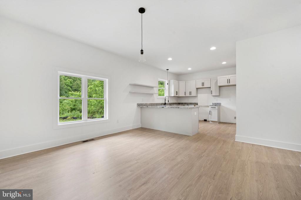 425 PALOMINO DR, LOUISA, Virginia 23093, 3 Bedrooms Bedrooms, ,2 BathroomsBathrooms,Residential,425 PALOMINO DR,VALA2009494 MLS # VALA2009494