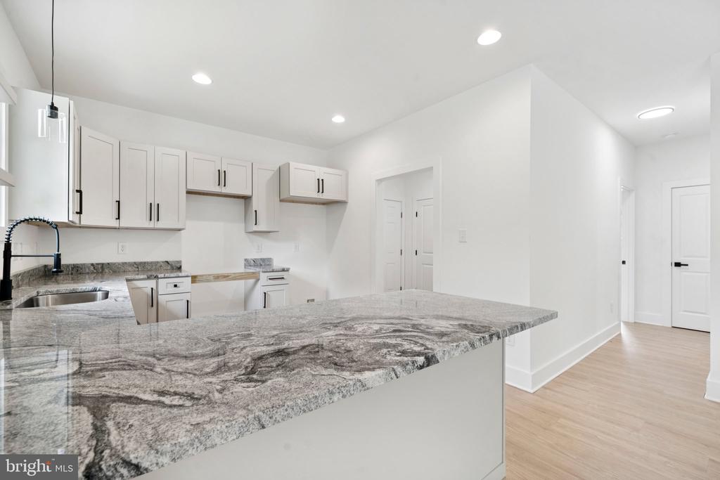 425 PALOMINO DR, LOUISA, Virginia 23093, 3 Bedrooms Bedrooms, ,2 BathroomsBathrooms,Residential,425 PALOMINO DR,VALA2009494 MLS # VALA2009494