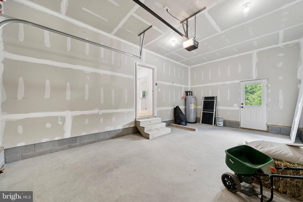 425 PALOMINO DR, LOUISA, Virginia 23093, 3 Bedrooms Bedrooms, ,2 BathroomsBathrooms,Residential,425 PALOMINO DR,VALA2009494 MLS # VALA2009494