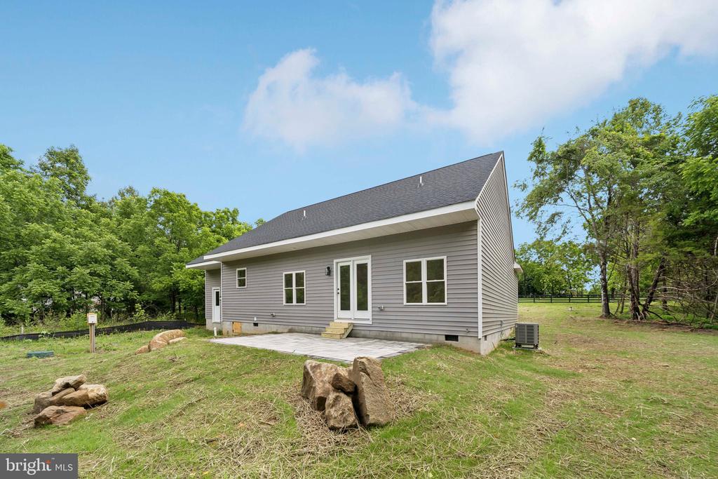 425 PALOMINO DR, LOUISA, Virginia 23093, 3 Bedrooms Bedrooms, ,2 BathroomsBathrooms,Residential,425 PALOMINO DR,VALA2009494 MLS # VALA2009494