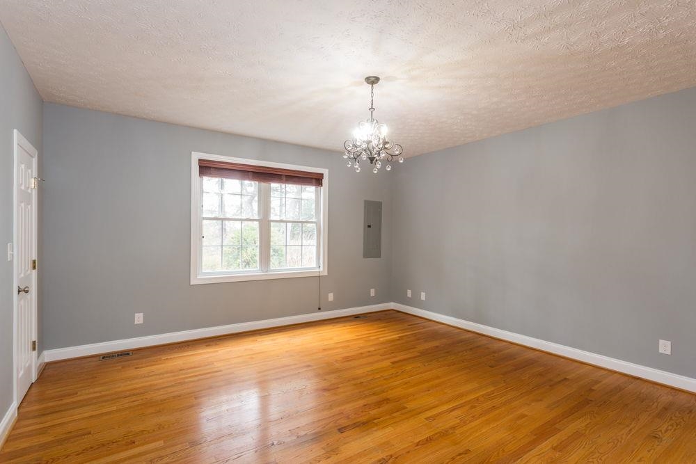 111 VILLA VIEW DR, STAUNTON, Virginia 22401, 3 Bedrooms Bedrooms, ,2 BathroomsBathrooms,Residential,111 VILLA VIEW DR,674473 MLS # 674473