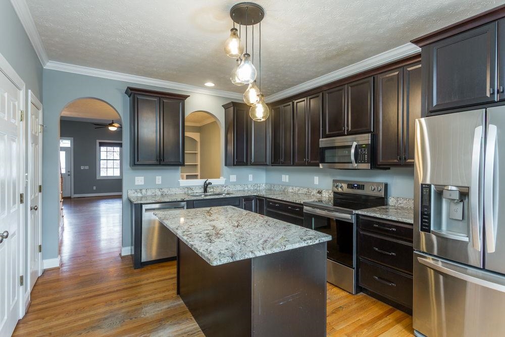 111 VILLA VIEW DR, STAUNTON, Virginia 22401, 3 Bedrooms Bedrooms, ,2 BathroomsBathrooms,Residential,111 VILLA VIEW DR,674473 MLS # 674473