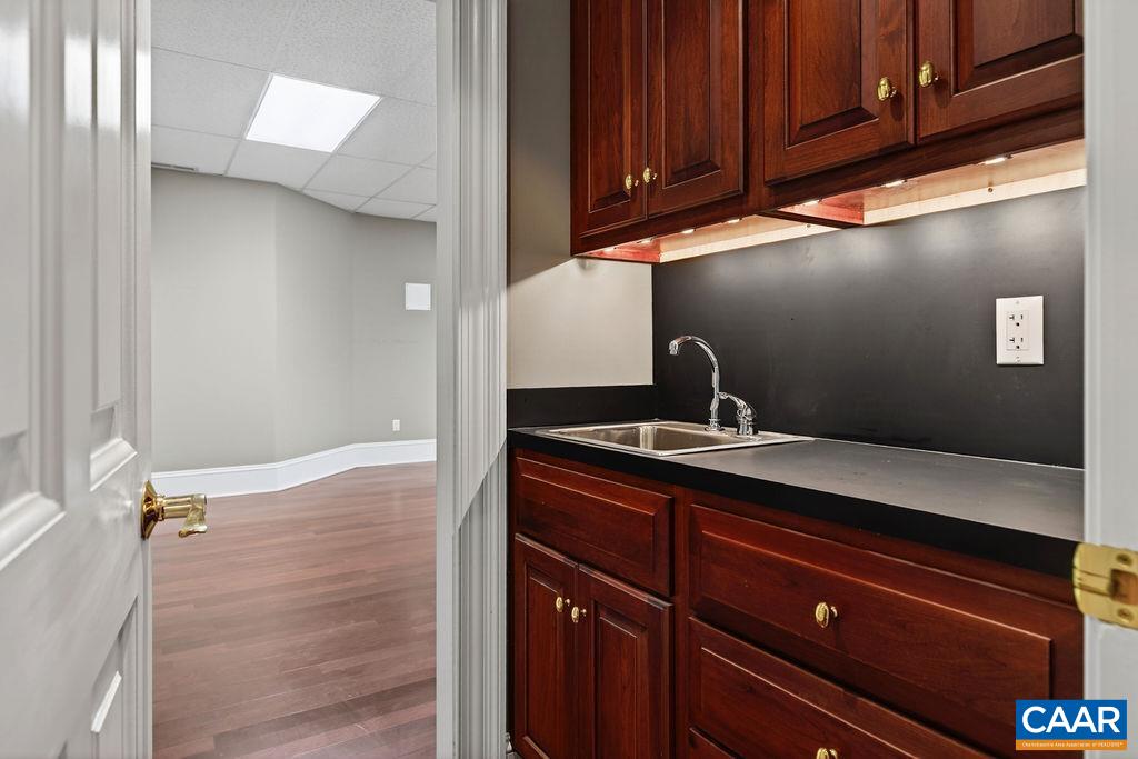 0 BRYANT MOUNTAIN RD, ROSELAND, Virginia 22967, 3 Bedrooms Bedrooms, ,2 BathroomsBathrooms,Residential,0 BRYANT MOUNTAIN RD,674507 MLS # 674507