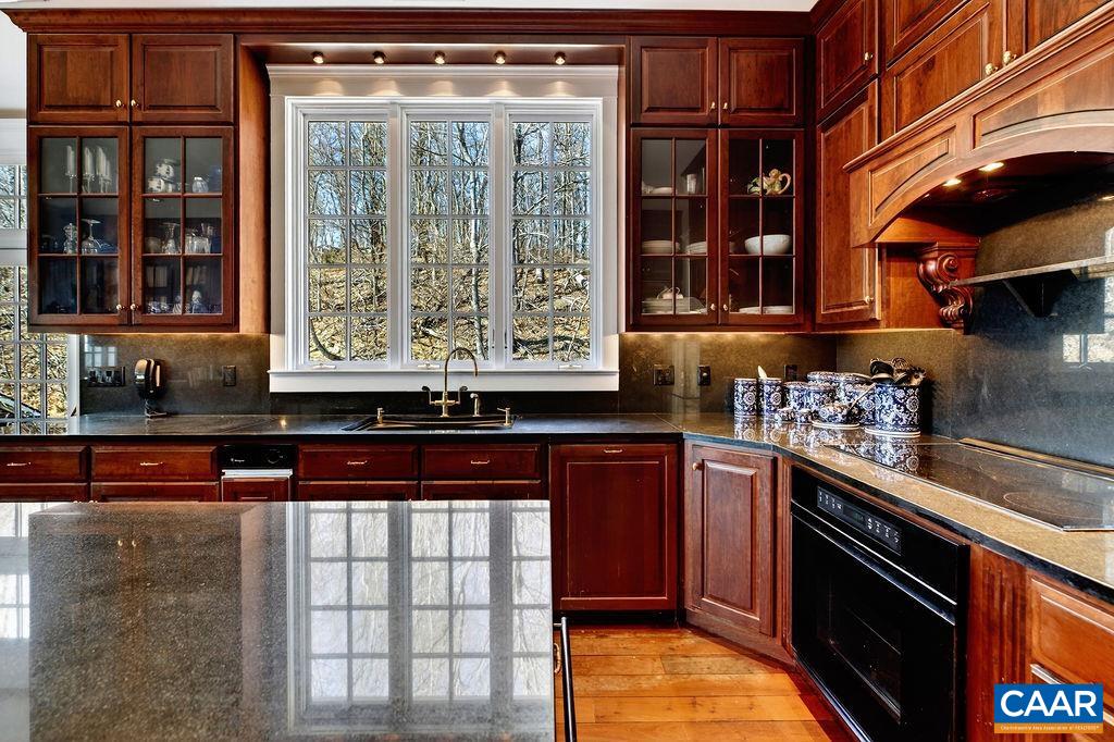 0 BRYANT MOUNTAIN RD, ROSELAND, Virginia 22967, 3 Bedrooms Bedrooms, ,2 BathroomsBathrooms,Residential,0 BRYANT MOUNTAIN RD,674507 MLS # 674507