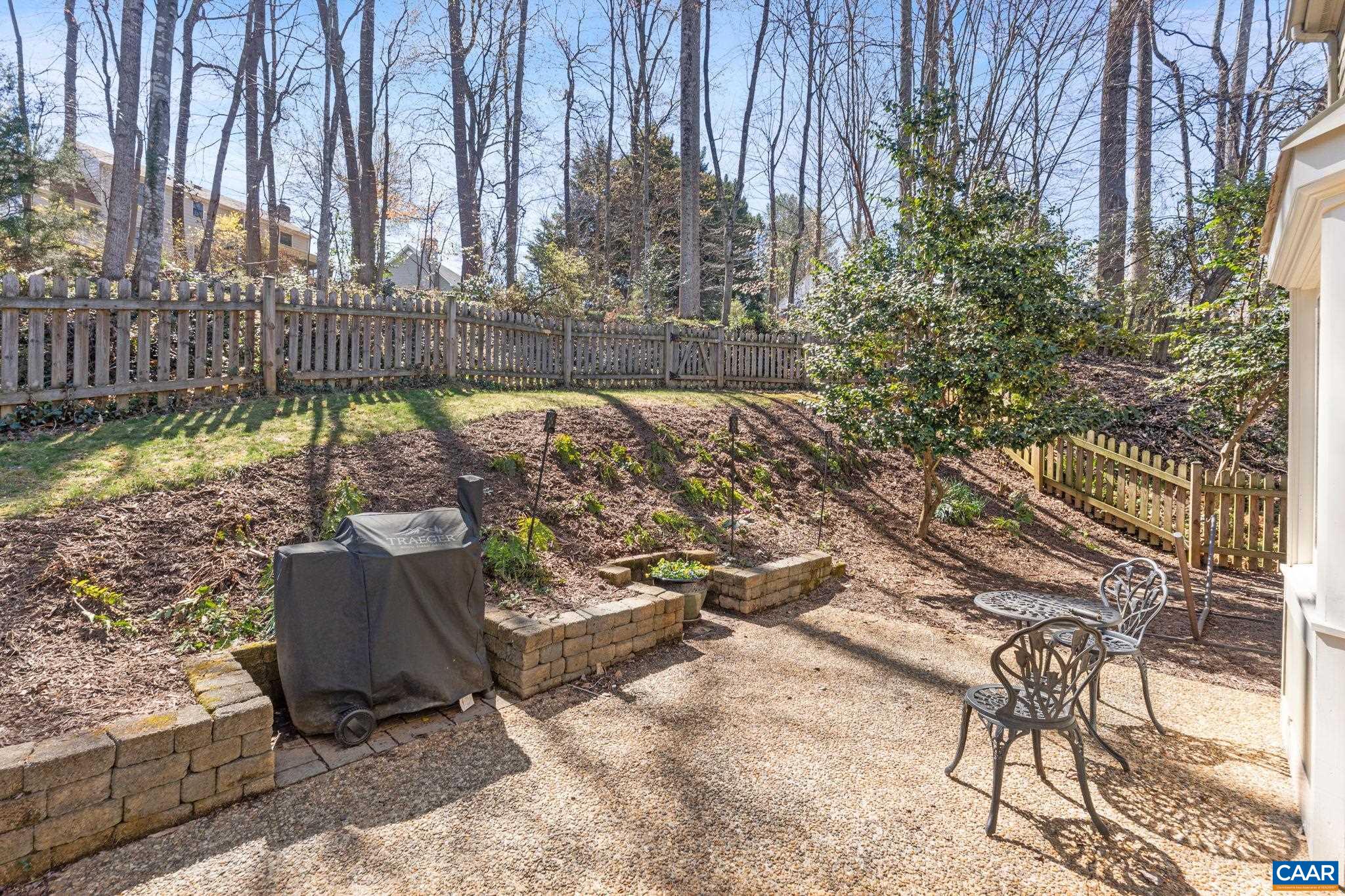 1783 HEARTHGLOW LN, CHARLOTTESVILLE, Virginia 22901, 4 Bedrooms Bedrooms, ,2 BathroomsBathrooms,Residential,1783 HEARTHGLOW LN,674677 MLS # 674677