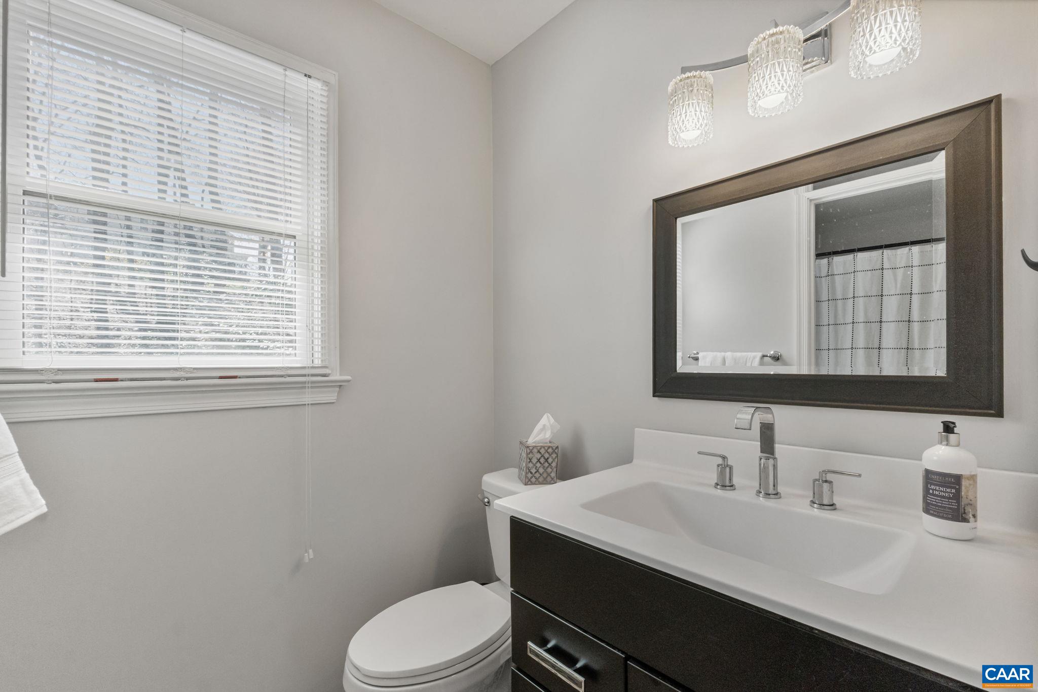 1783 HEARTHGLOW LN, CHARLOTTESVILLE, Virginia 22901, 4 Bedrooms Bedrooms, ,2 BathroomsBathrooms,Residential,1783 HEARTHGLOW LN,674677 MLS # 674677