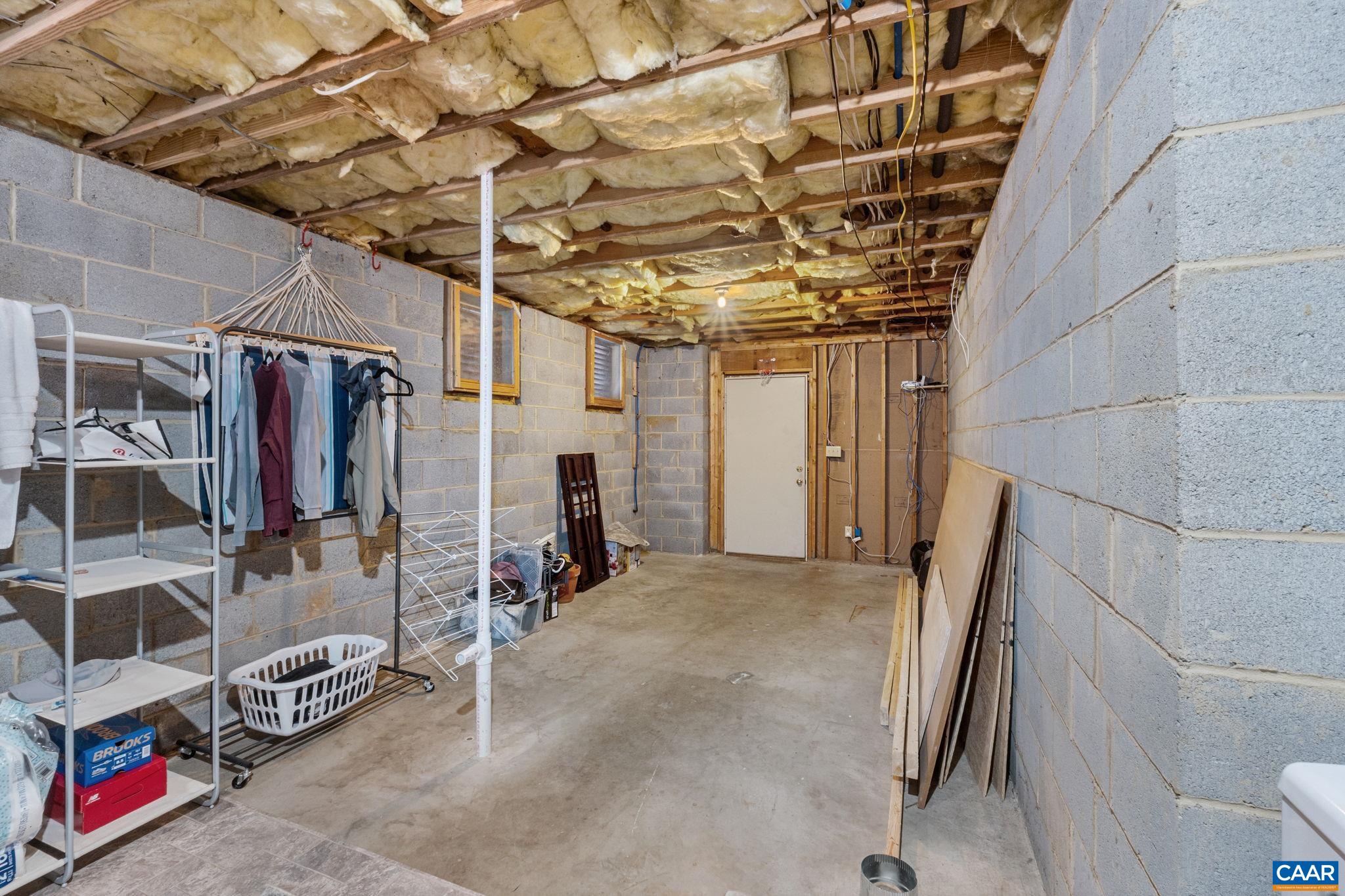 1783 HEARTHGLOW LN, CHARLOTTESVILLE, Virginia 22901, 4 Bedrooms Bedrooms, ,2 BathroomsBathrooms,Residential,1783 HEARTHGLOW LN,674677 MLS # 674677