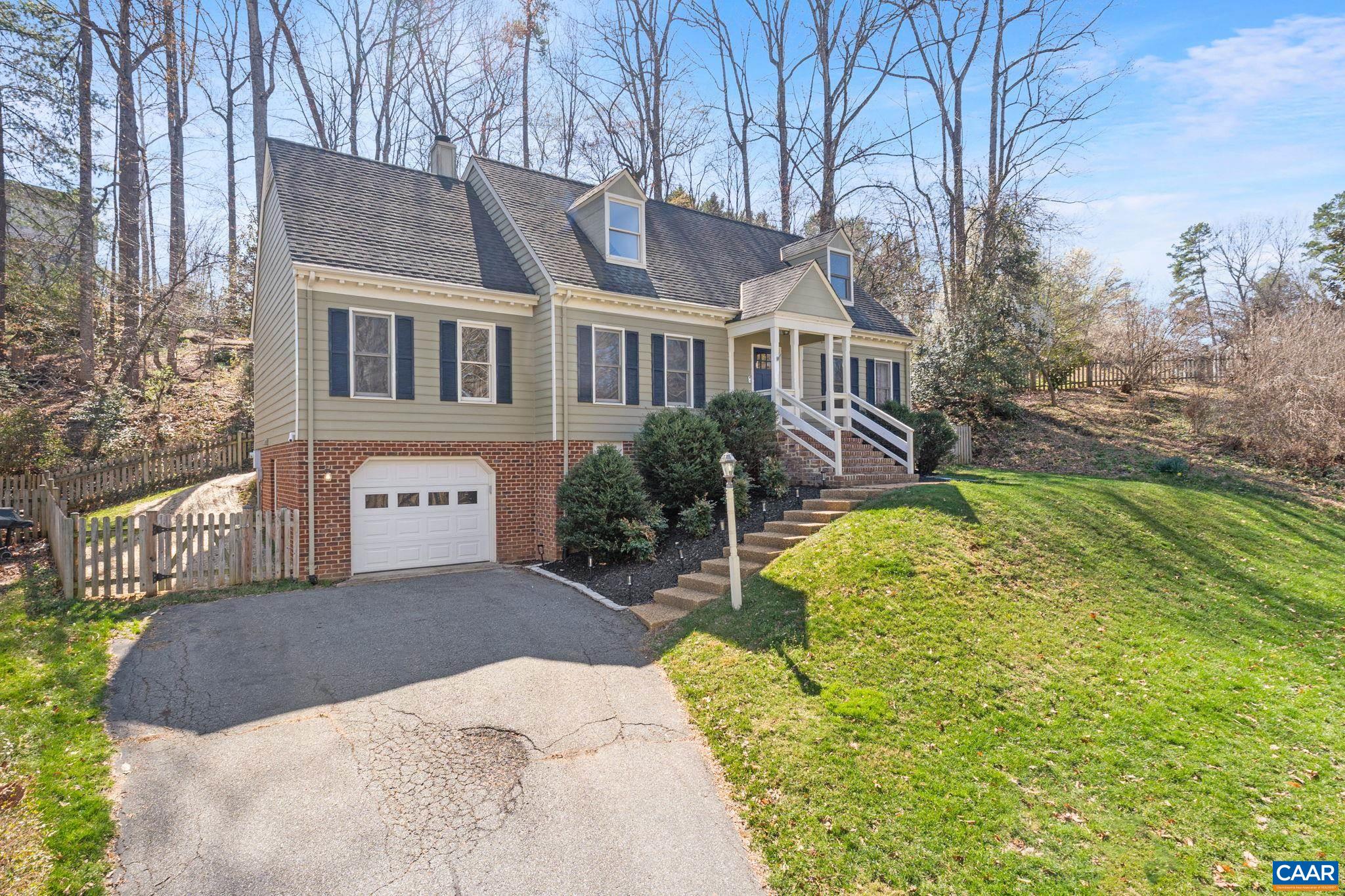 1783 HEARTHGLOW LN, CHARLOTTESVILLE, Virginia 22901, 4 Bedrooms Bedrooms, ,2 BathroomsBathrooms,Residential,1783 HEARTHGLOW LN,674677 MLS # 674677