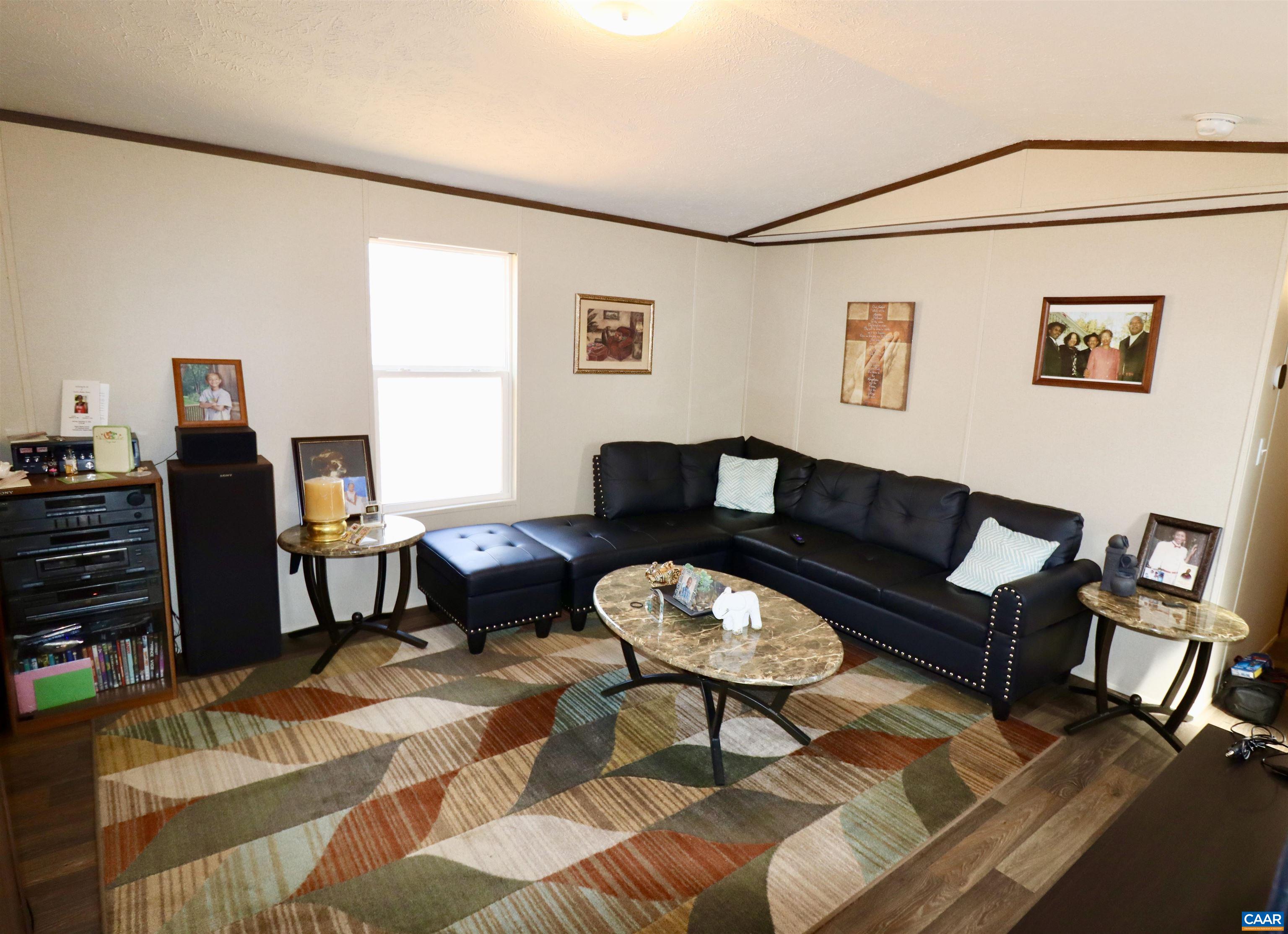 169 OLD DARBYTOWN RD, DILLWYN, Virginia 23936, 3 Bedrooms Bedrooms, ,2 BathroomsBathrooms,Residential,169 OLD DARBYTOWN RD,674686 MLS # 674686