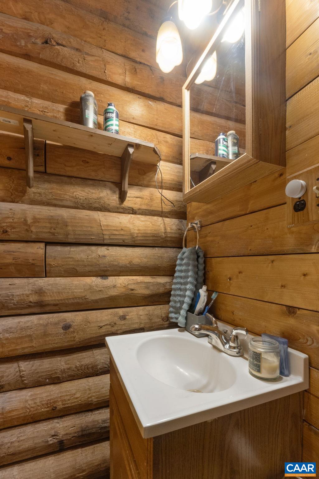 1522 HOLLAND CREEK RD, LOUISA, Virginia 23093, 3 Bedrooms Bedrooms, ,1 BathroomBathrooms,Residential,1522 HOLLAND CREEK RD,674698 MLS # 674698