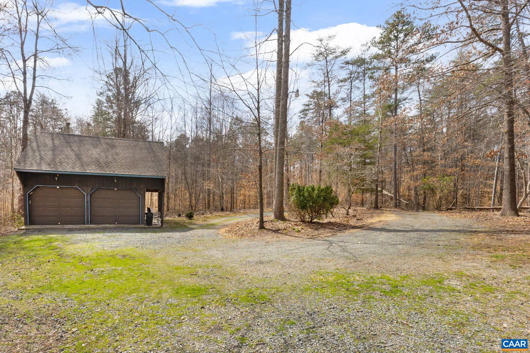 1522 HOLLAND CREEK RD, LOUISA, Virginia 23093, 3 Bedrooms Bedrooms, ,1 BathroomBathrooms,Residential,1522 HOLLAND CREEK RD,674698 MLS # 674698