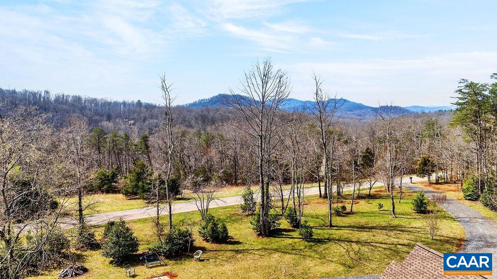 241 TRUSLOWS LN, NELLYSFORD, Virginia 22958, 3 Bedrooms Bedrooms, ,2 BathroomsBathrooms,Residential,241 TRUSLOWS LN,674708 MLS # 674708