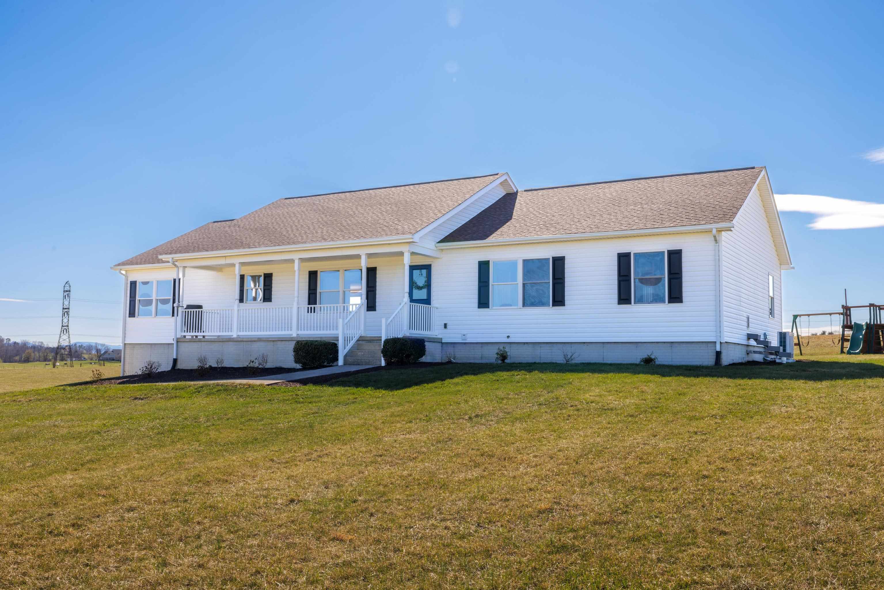 810 ROCKFISH RD, WAYNESBORO, Virginia 22980, 4 Bedrooms Bedrooms, ,2 BathroomsBathrooms,Residential,810 ROCKFISH RD,674710 MLS # 674710