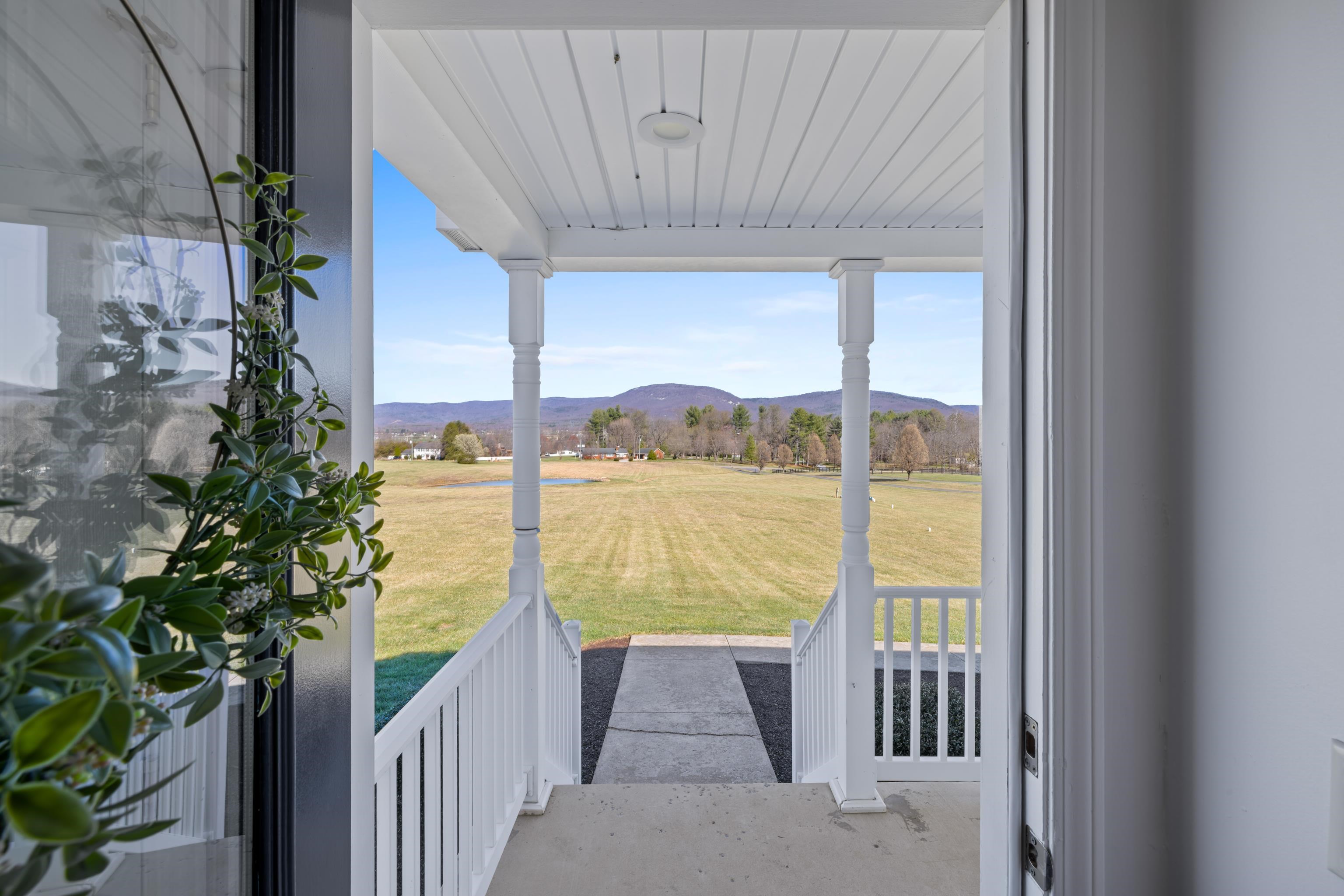 810 ROCKFISH RD, WAYNESBORO, Virginia 22980, 4 Bedrooms Bedrooms, ,2 BathroomsBathrooms,Residential,810 ROCKFISH RD,674710 MLS # 674710