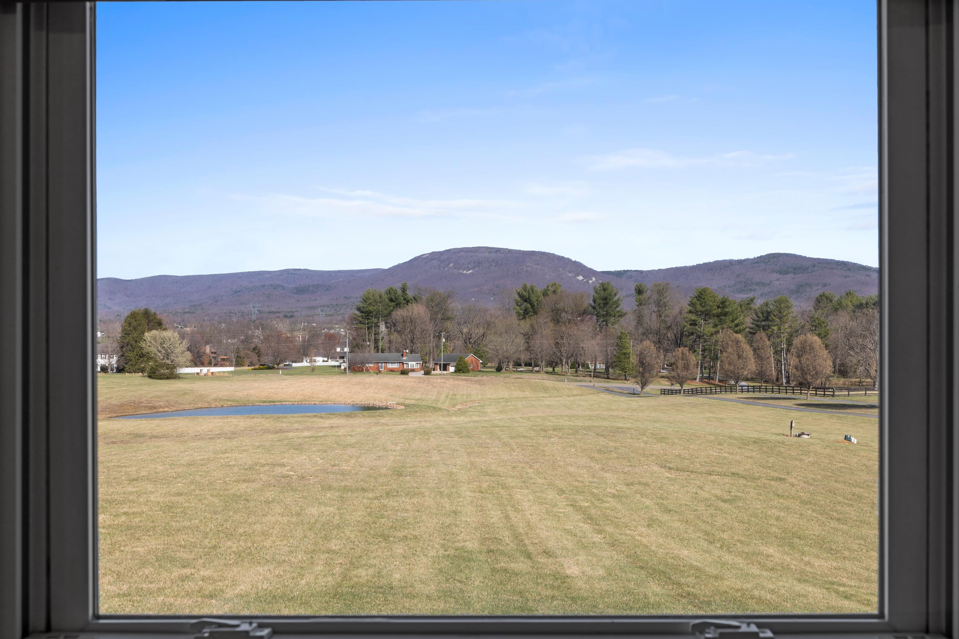 810 ROCKFISH RD, WAYNESBORO, Virginia 22980, 4 Bedrooms Bedrooms, ,2 BathroomsBathrooms,Residential,810 ROCKFISH RD,674710 MLS # 674710